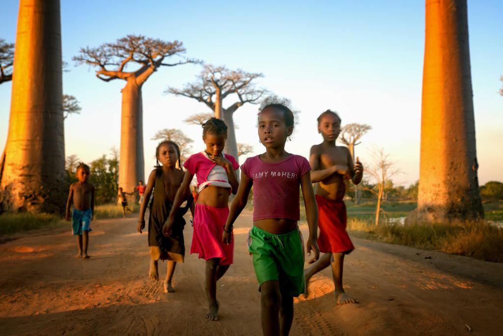 /images/Malagasy_Kids,_Madagascar_(27013871533).jpg